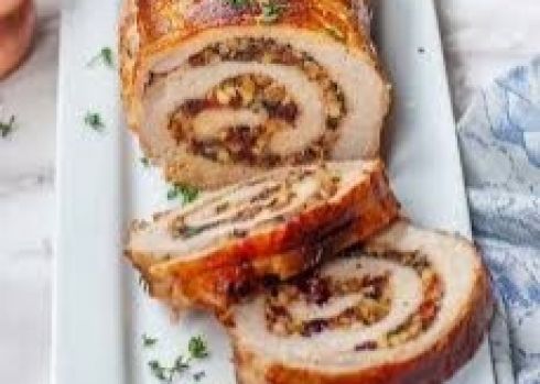 Roladka schabowa z pieczarką, pietruszką i serem na parze
